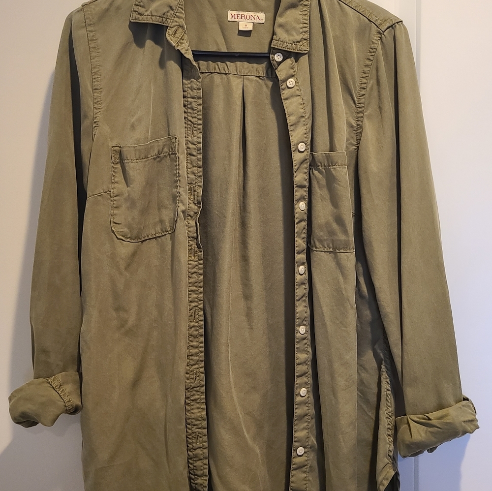Button down long sleeve shirt